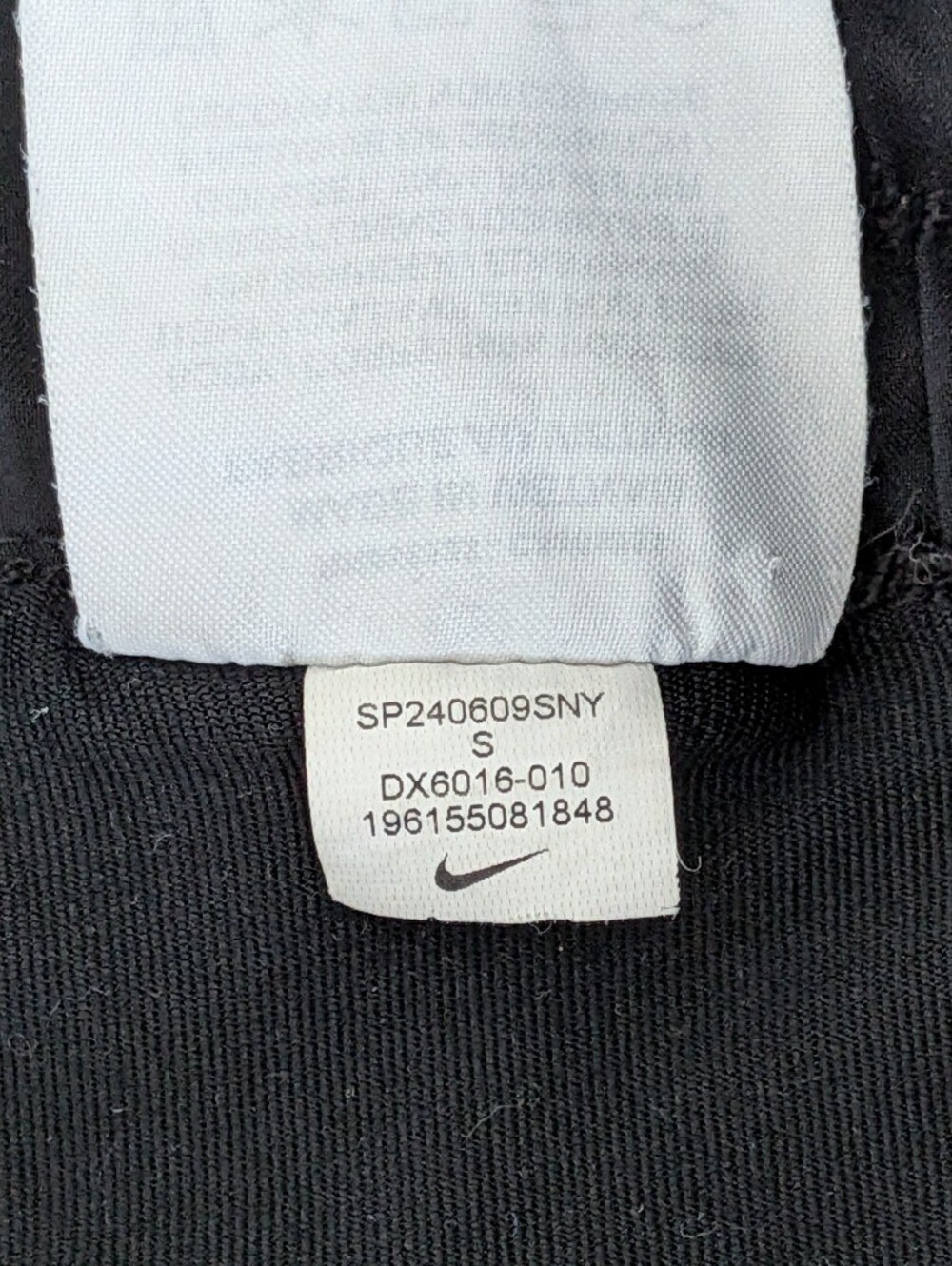 Nike One Dri-FIT High-Rise 3" 2-in-1 Shorts Black Women’s Small DX6016 - Picture 8 of 8